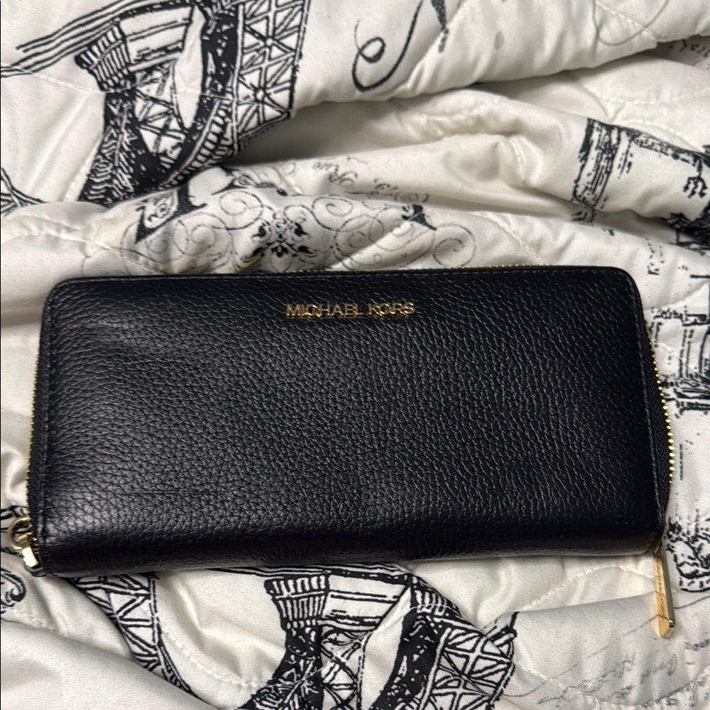 Michael Kors Black Leather Continental Wallet